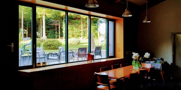 Daily continental breakfast (EUR 5 per person) - Casa Garea (Arzua)