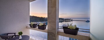 Standard Double Room, Balcony, Sea View | Balcony