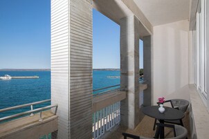 Superior Double Room, Balcony, Sea View | 1 bedroom, minibar, in-room safe, desk