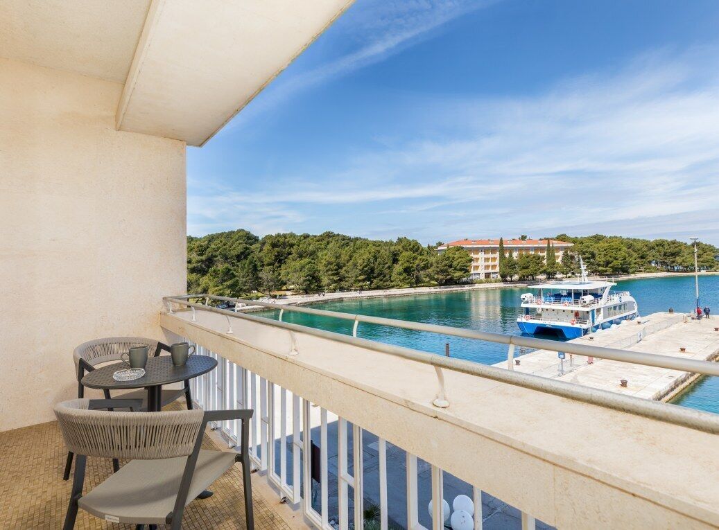 Standard Double Room, Balcony, Sea View | 1 bedroom, minibar, in-room safe, desk