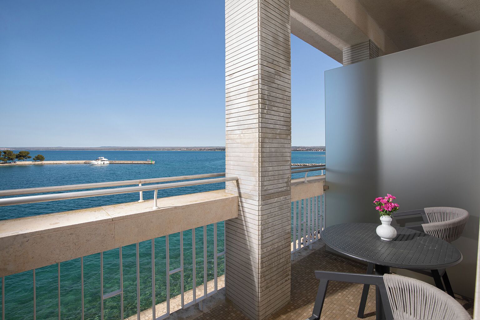 Standard Double Room, Balcony, Sea View | 1 bedroom, minibar, in-room safe, desk