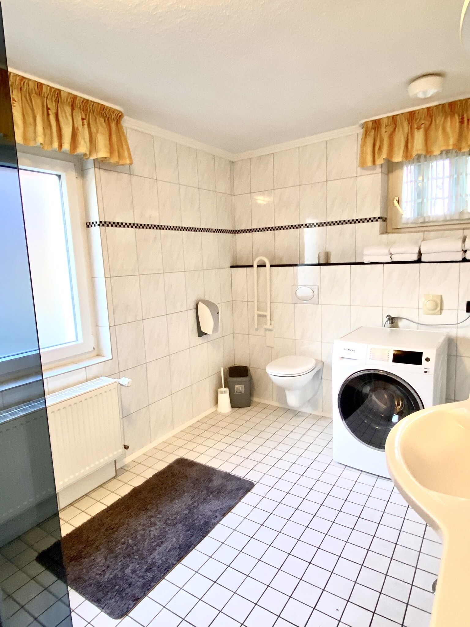 basic condo | bathroom | shower, free toiletries, hair dryer, towels