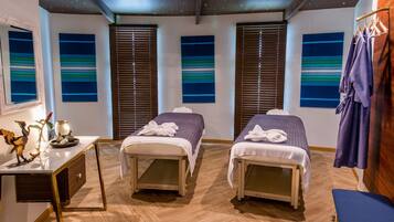 Couples treatment rooms, body treatments, aromatherapy, Thai massages