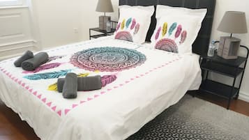 3 bedrooms, iron/ironing board, WiFi, bed sheets