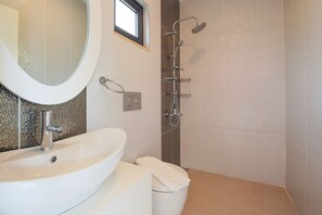 Villa, 5 Bedrooms (Heart) | 5 bedrooms, free WiFi, bed sheets - Villa Heart - Hill Villas Kalkan (Kas)