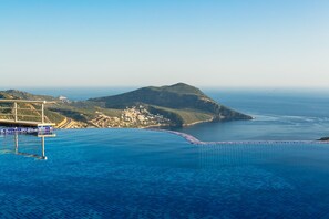 2 piscinas al aire libre, sombrillas, tumbonas