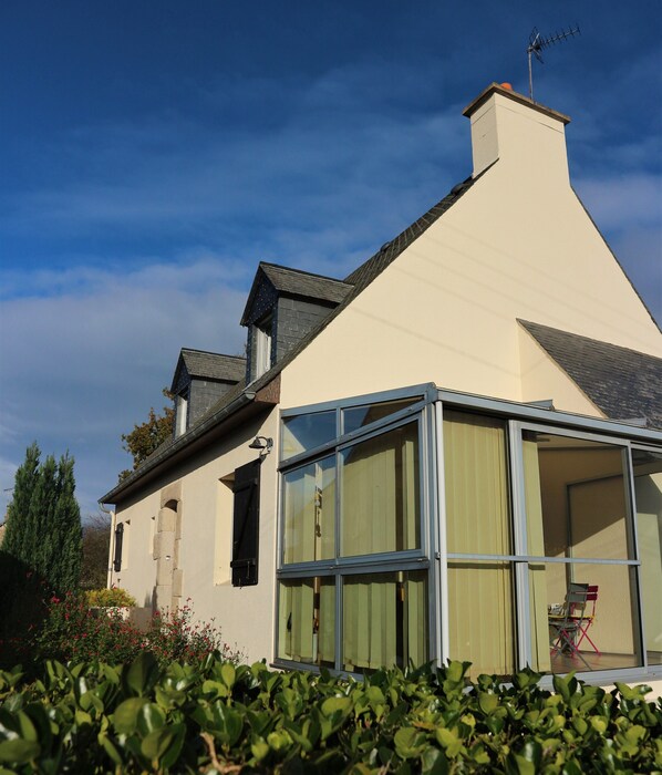 Exterior detail - 10 minutes from St Jacut and St Cast le Guildo (Saint-Cast-le-Guildo)