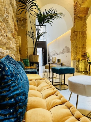 Reception - Palazzo del Poeta (Palermo)