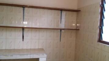 Comfort Apartment, 1 Bedroom, Non Smoking | Private kitchen | Stovetop, electric kettle, cookware/dishes/utensils