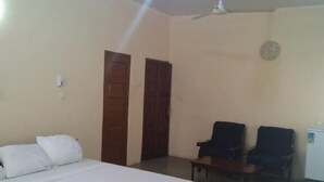 Ảnh chưa phân loại, 4 trong số 14 ảnh, nút