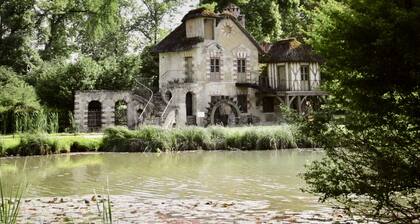 Lovely 19th century cabin by the forest of Rambouillet, 1 hour from Paris