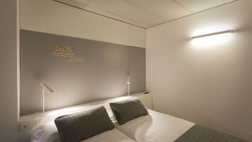 Værelse med 2 enkeltsenge | Premium-sengetøj, lydisolering, gratis Wi-Fi, sengetøj