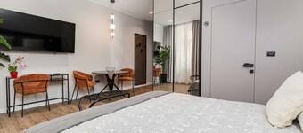 Sir John's Apartments