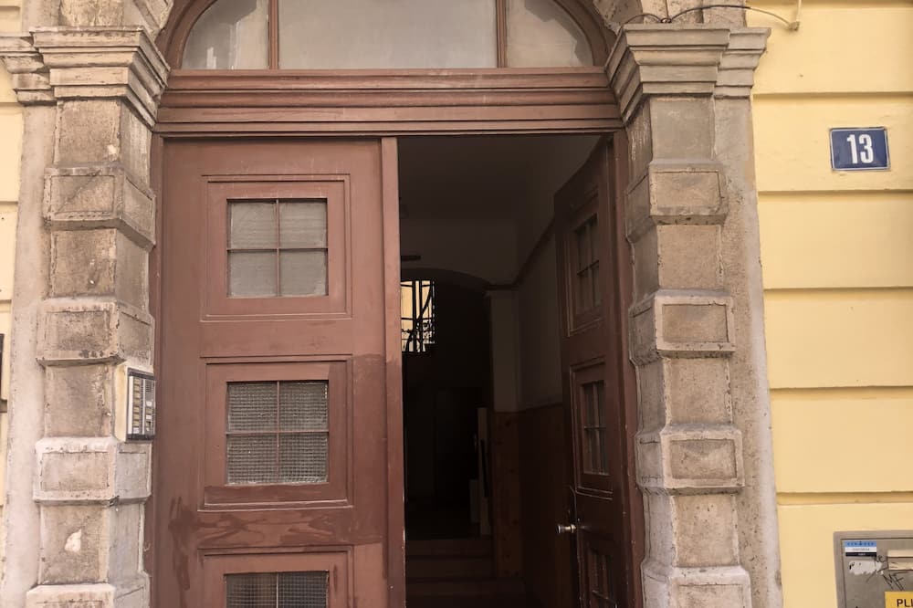 Sir John's Apartments