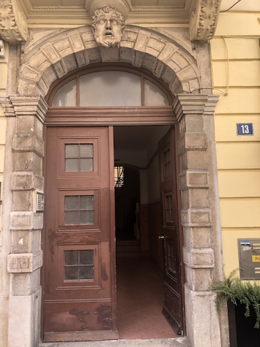 Sir John's Apartments