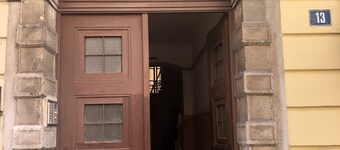 Sir John's Apartments