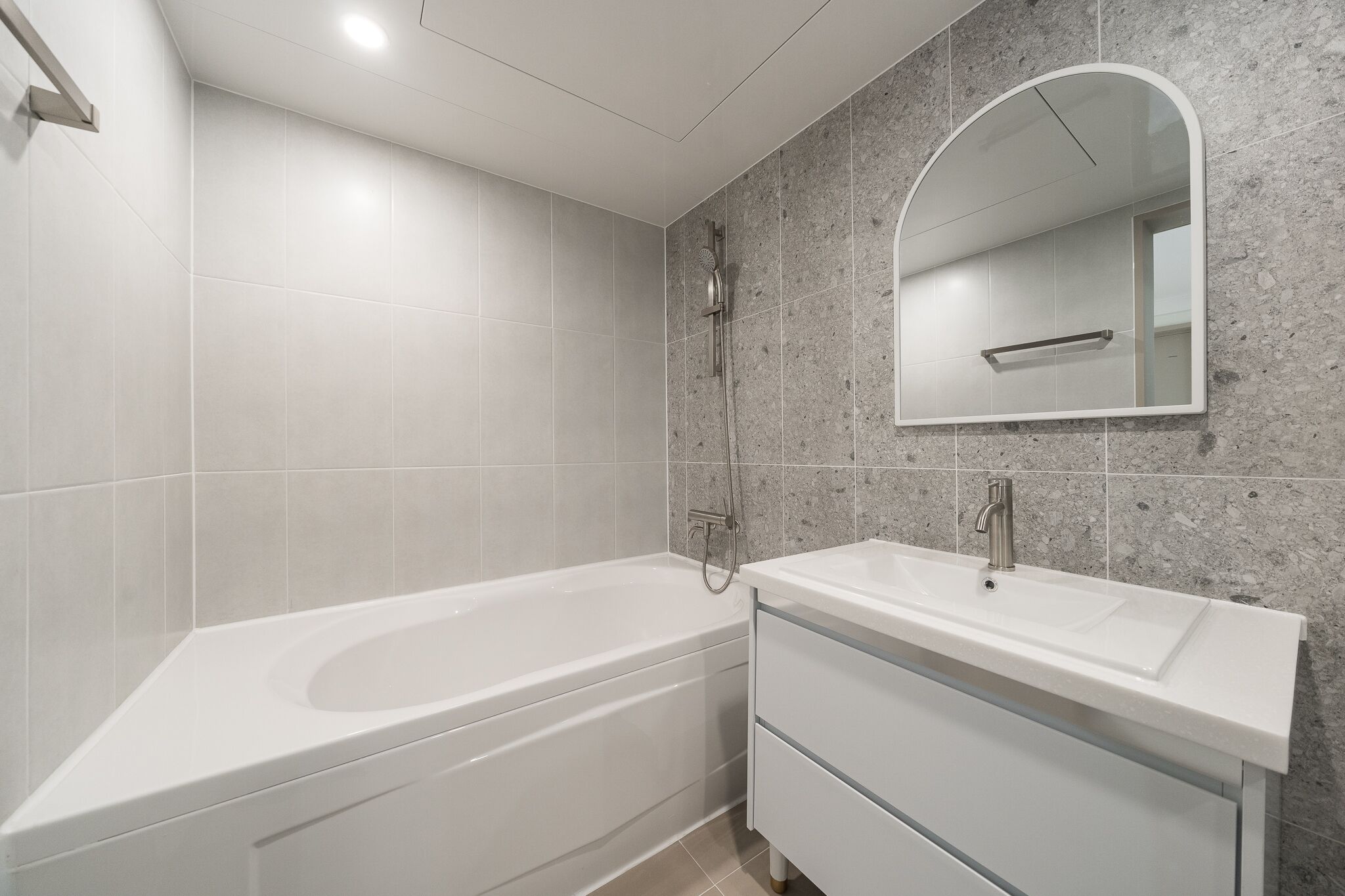royal suite 2pc | bathroom | separate bathtub and shower, designer toiletries, hair dryer, bathrobes