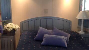 In-room safe, desk, cots/infant beds, free WiFi