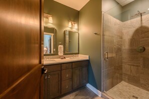 Shower, hair dryer, towels - Upscale Condo in Blue Ridge Mtn Club (Boone)
