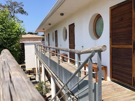 Fachada de la propiedad