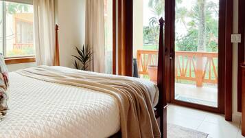 3 bedrooms, iron/ironing board, travel crib, WiFi