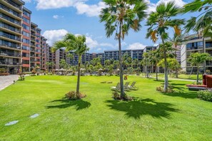 Property grounds - Kaanapali Penthouse Studio with AC and Pool - Kaanapali Shores 936 (Napali)