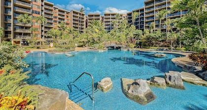 KS 936 Spacious Penthouse Studio w Ocean Views AC Pool