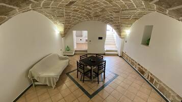 32-inch flat-screen TV with cable channels, TV