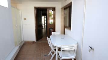 Familienzimmer, 2 Schlafzimmer, Kochnische | Terrasse/Patio