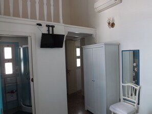 Double Room, Kitchenette | Room amenity - B&B Ugento Dimora (Ugento)