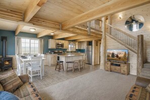 TV, fireplace, DVD player