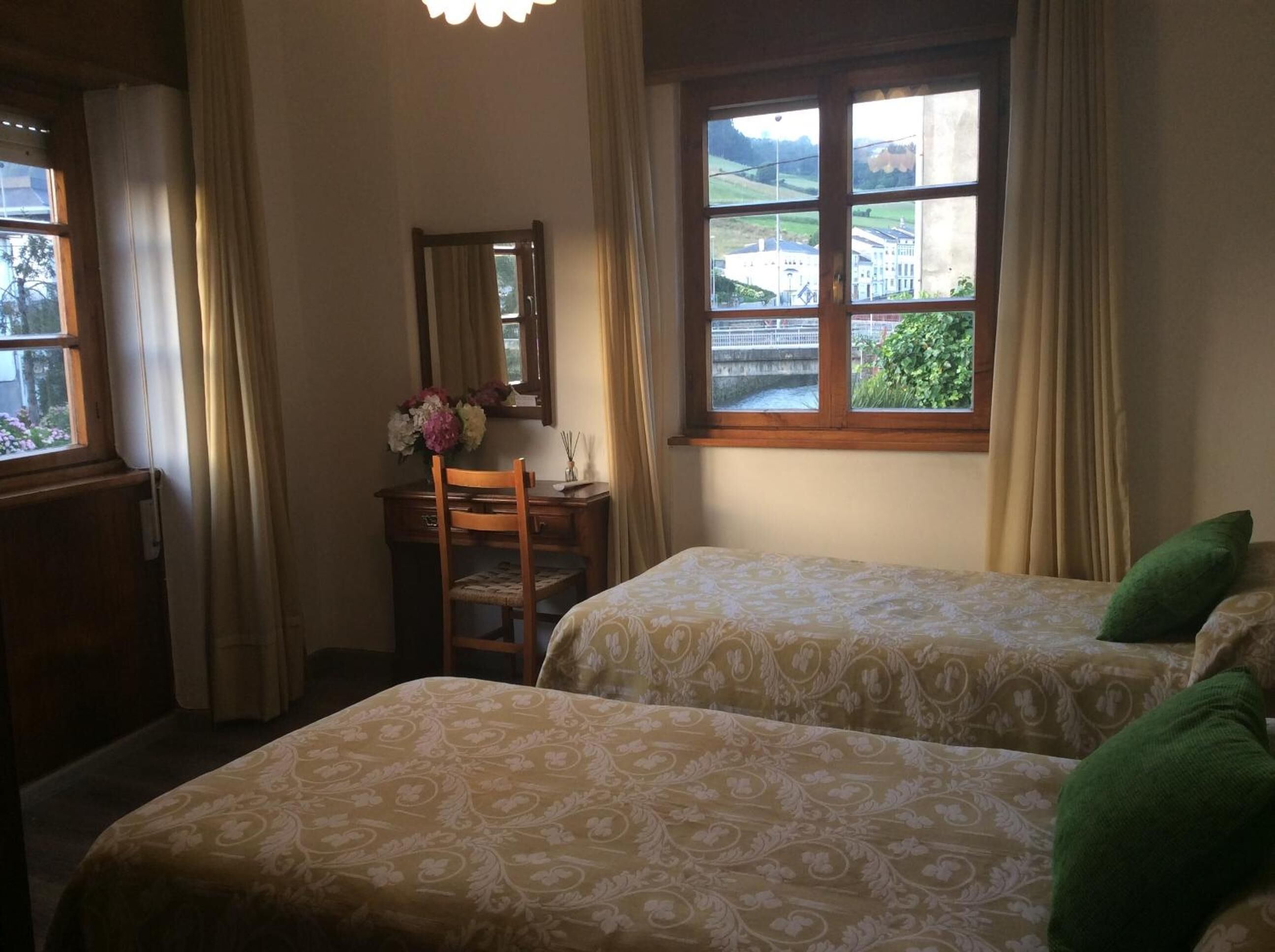 Foto - Hotel La Bilbaina de Vegadeo