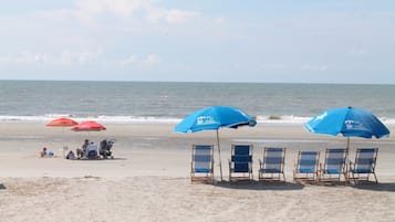 Beach nearby, sun-loungers