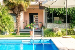 Seasonal outdoor pool - B&B 3 Tigli (Maslianico)