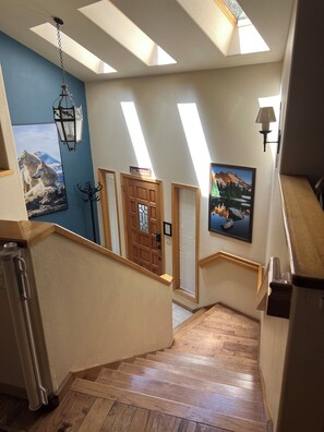 Interior - NEW Mountain Home at the Deschutes River,Bikes,Game Room,Hot Tub,AC,SHARC Passes (Bend)