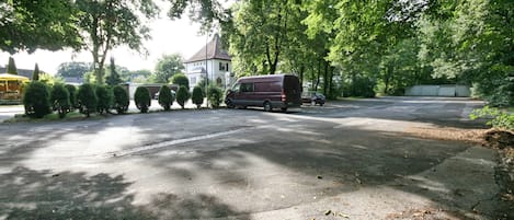 Free self-parking