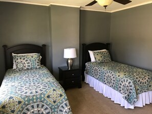 4 bedrooms, desk, iron/ironing board, WiFi