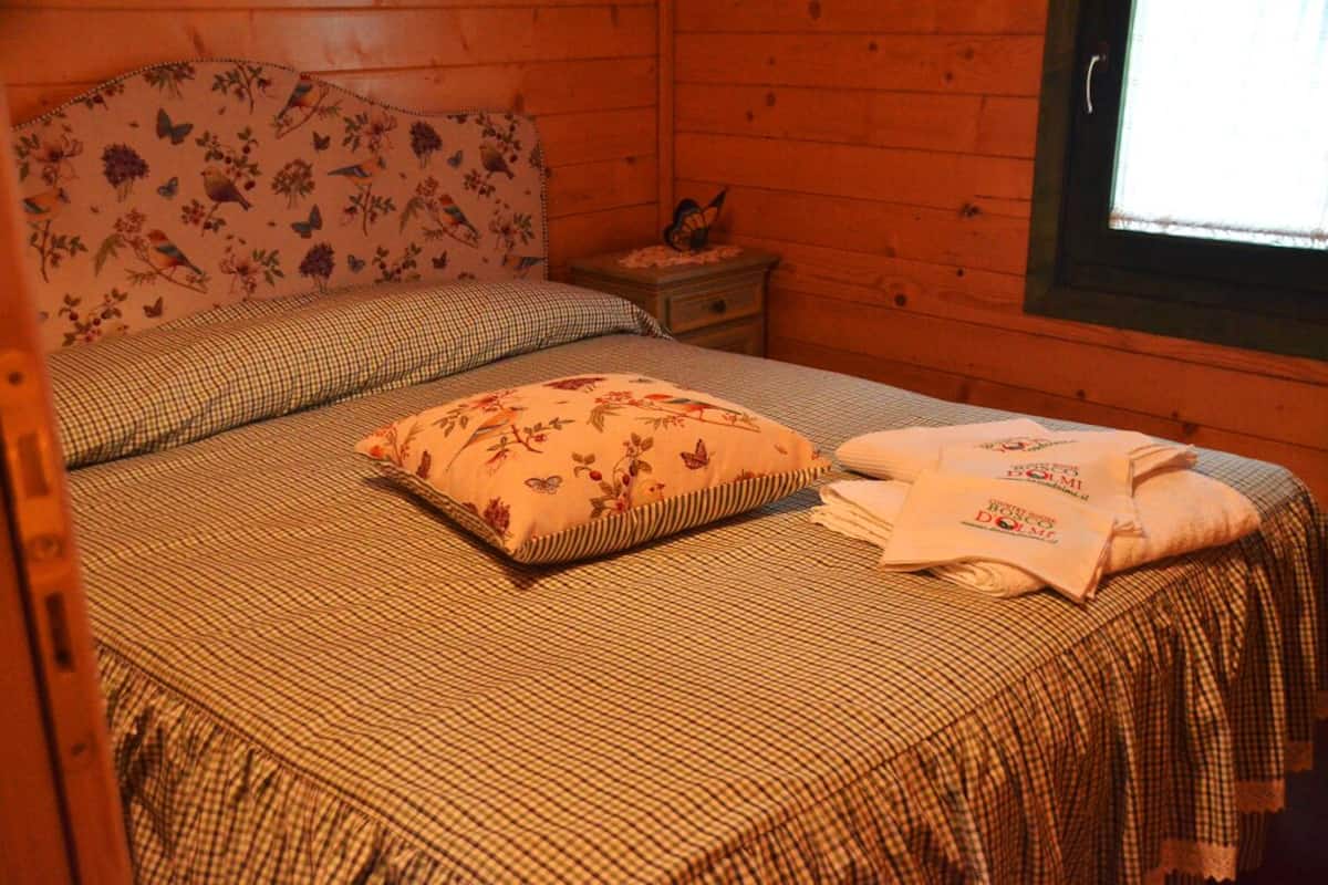 House, 2 Bedrooms (Beccaccia) | Premium bedding, in-room safe, blackout drapes, iron/ironing board