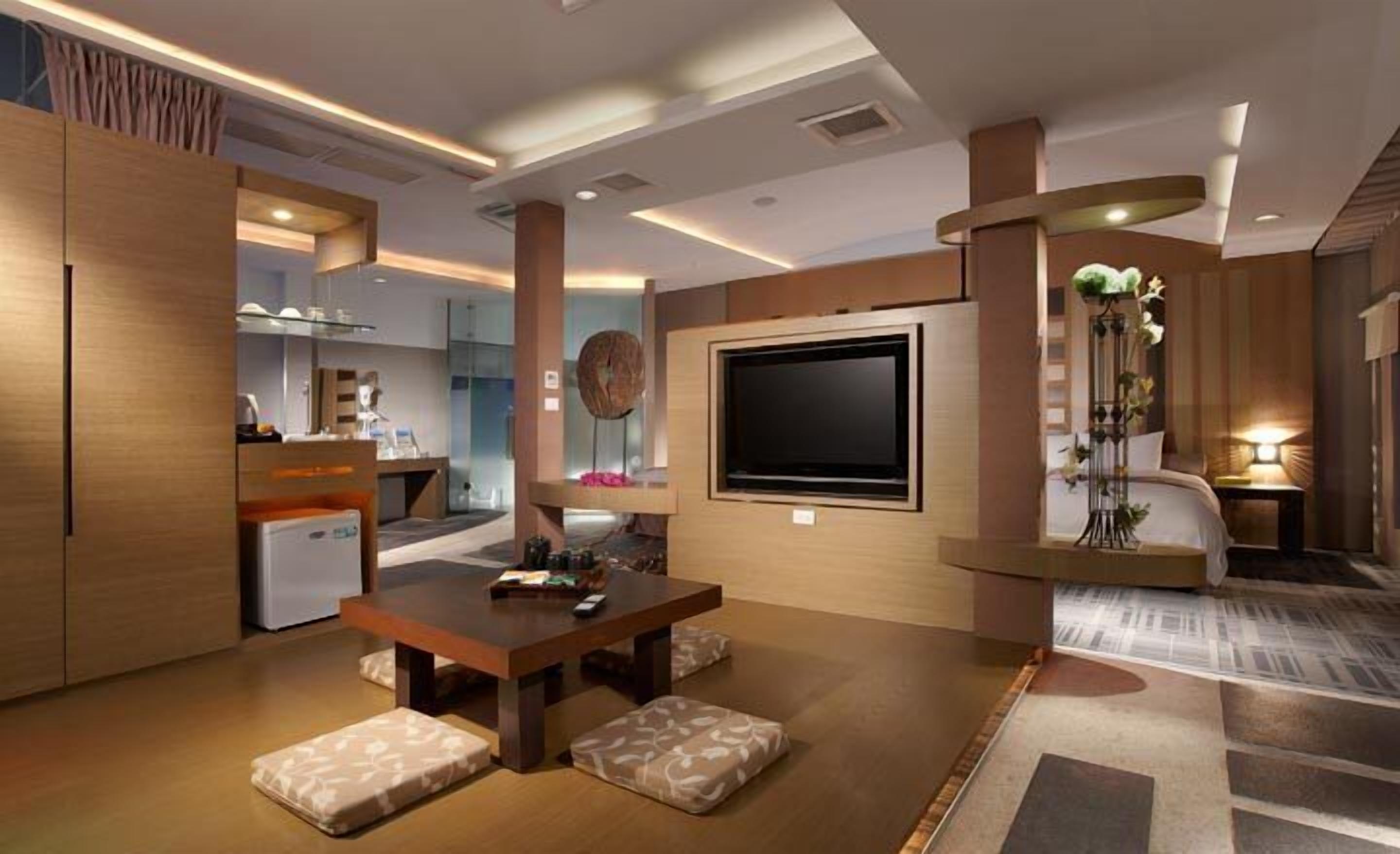 family room | bathroom | separate bathtub and shower, rainfall showerhead, hair dryer, slippers