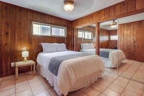 4 chambres, fer et planche à repasser, Wi-Fi, draps fournis