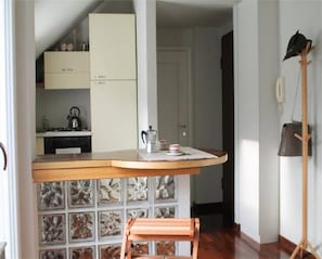 Studio | In-room dining