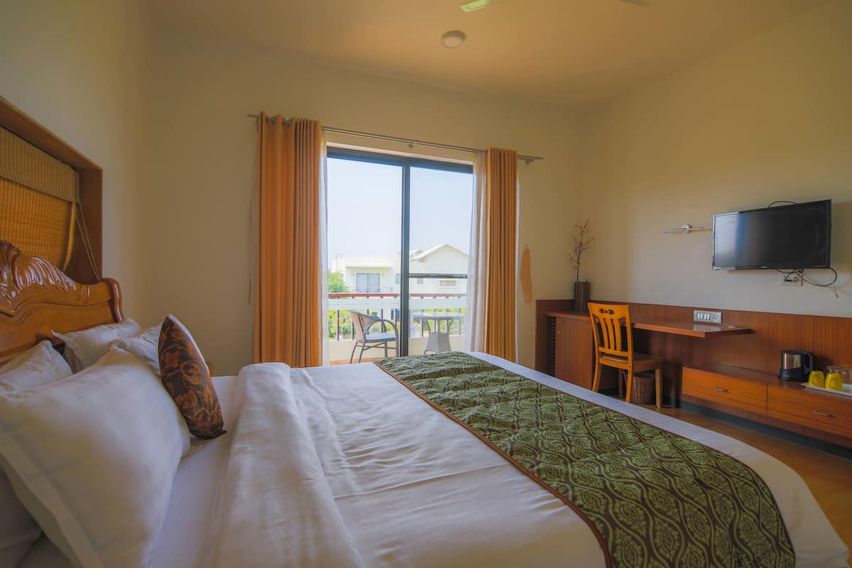 Room, Hill View | Bed sheets
