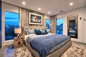 3 bedrooms, iron/ironing board, free WiFi, bed sheets - SkyHouse Joshua Tree: Private Villa with Pool/Spa (Joshua Tree)