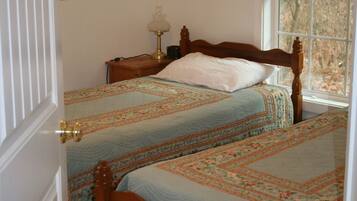 3 bedrooms, free WiFi, bed sheets