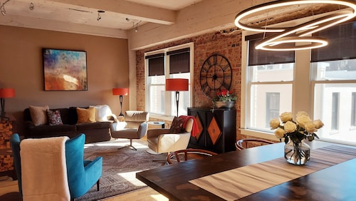 306swcondo-asheville -  Historic Art Deco S&W Bldg  Center of Downtown AVL