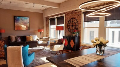 306swcondo-asheville -  Historic Art Deco S&W Bldg  Center of Downtown AVL