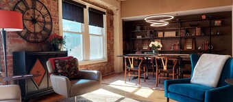 306swcondo-asheville -  Historic Art Deco S&W Bldg  Center of Downtown AVL