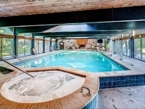 Piscine couverte