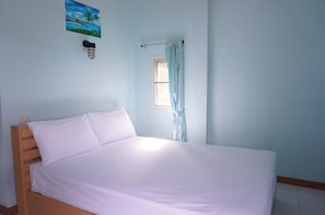 Standard Bungalow | In-room safe, free WiFi