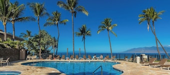 Private Lanai with Ocean Views! Updated Furnishings! Polo Beach 203
